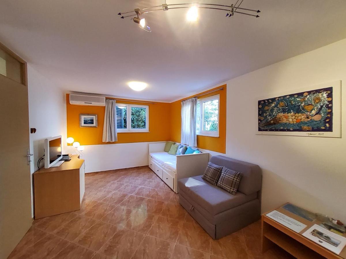 Apartments Petra I Karlo Турань Номер фото