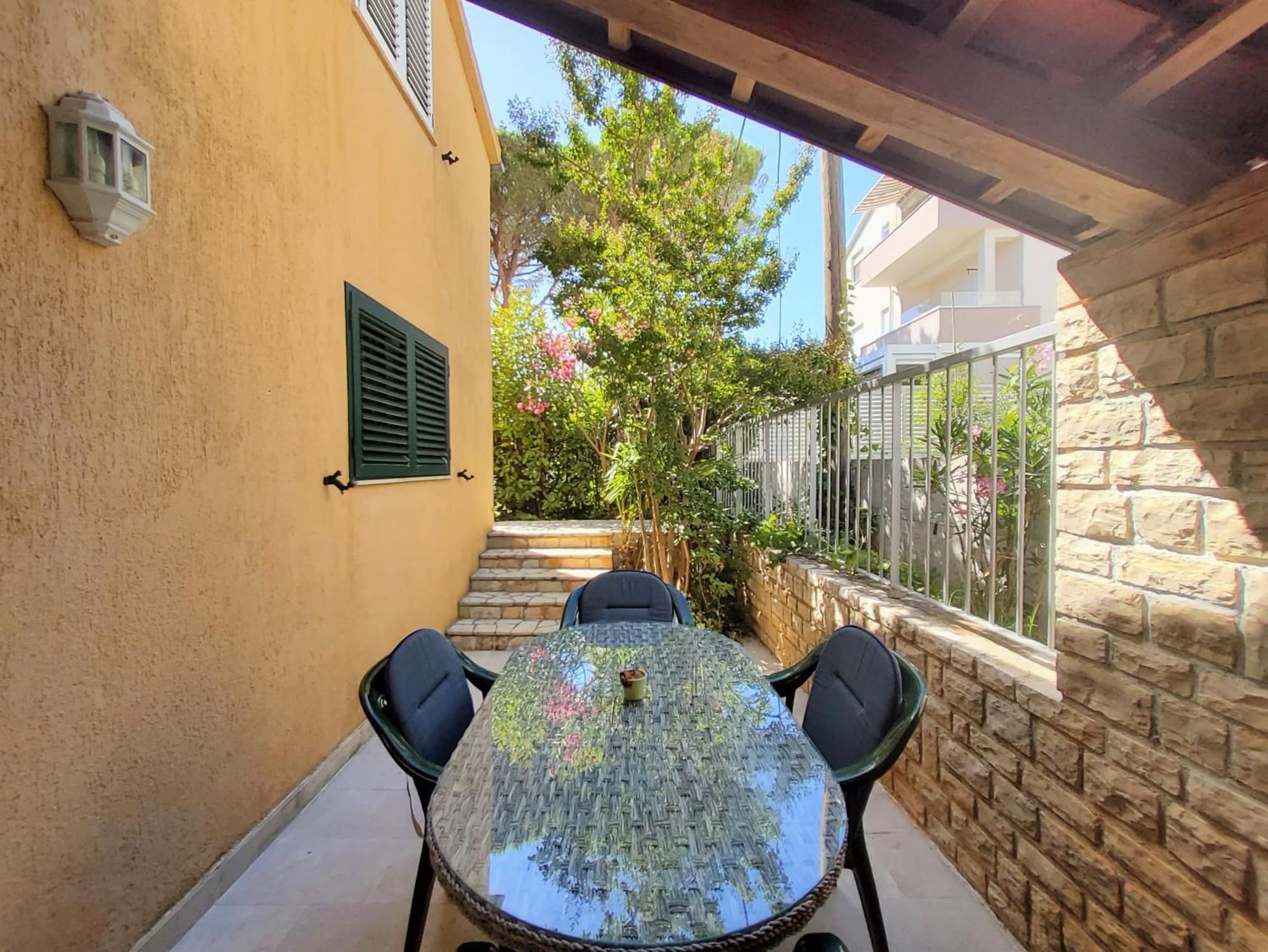 Apartments Petra I Karlo Турань Номер фото